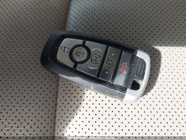 1FMJU1HT6MEA04216 Ford Expedition Xlt