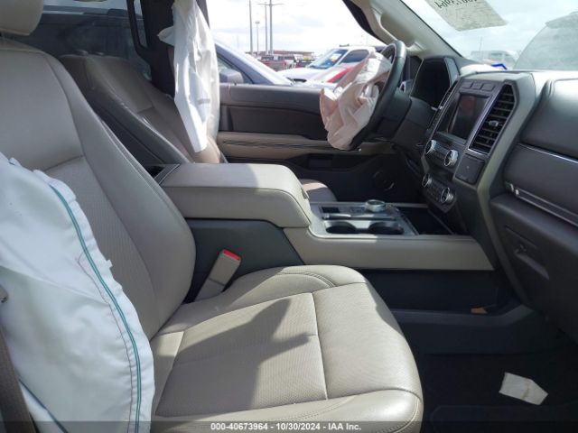 1FMJU1HT6MEA04216 Ford Expedition Xlt