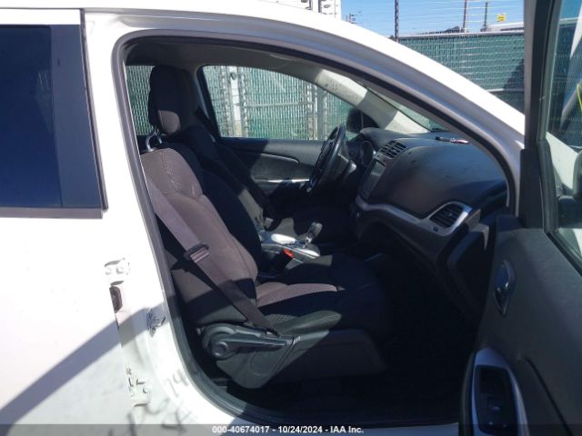 3C4PDDBG7KT789824 Dodge Journey Se Awd
