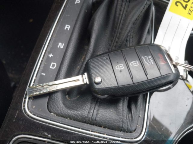 5XYKT3A68EG440361 KIA SORENTO LX