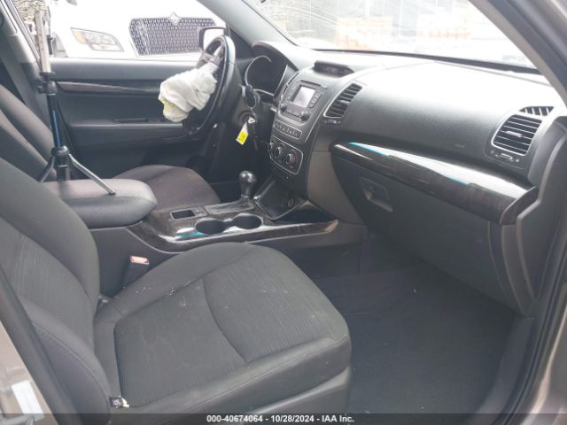 5XYKT3A68EG440361 KIA SORENTO LX