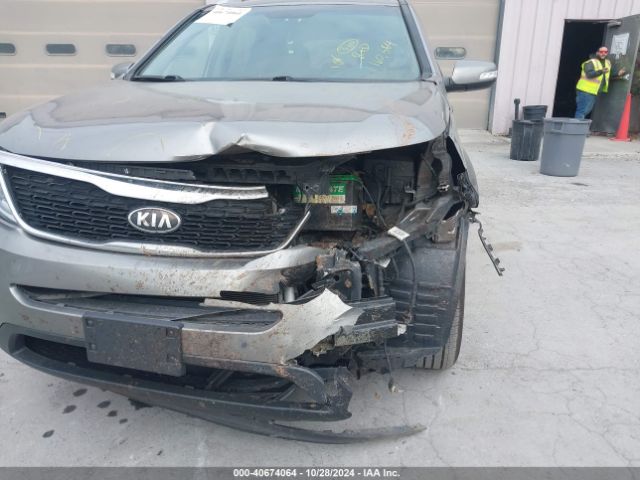 5XYKT3A68EG440361 KIA SORENTO LX