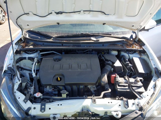 Toyota COROLLA LE 2018 5YFBURHE1JP753383 Image 10