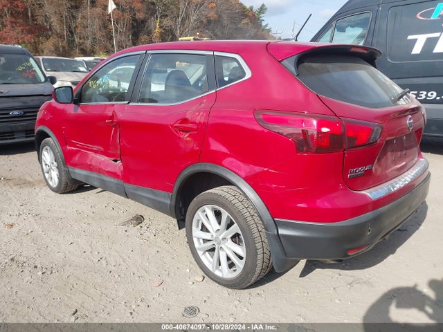 JN1BJ1CP6JW186925 Nissan Rogue Sport S