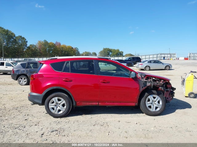Toyota RAV4 LE 2015 JTMZFREV1FJ037818 Image 14