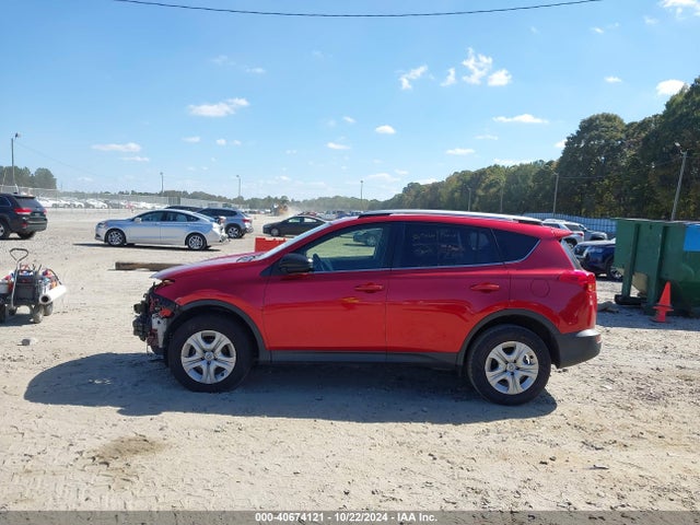 Toyota RAV4 LE 2015 JTMZFREV1FJ037818 Image 15