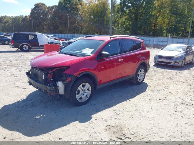 Toyota RAV4 LE 2015 JTMZFREV1FJ037818 Image 2