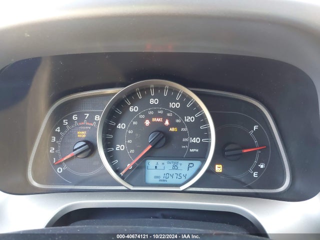 Toyota RAV4 LE 2015 JTMZFREV1FJ037818 Image 7