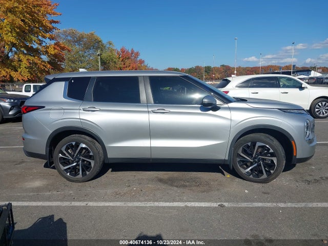 Mitsubishi Outlander Es 2.5 2022 JA4J4TA81NZ019751 Image 13