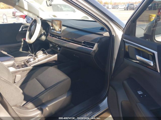 2022 MITSUBISHI OUTLANDER JA4J4TA81NZ019751 Photo 4