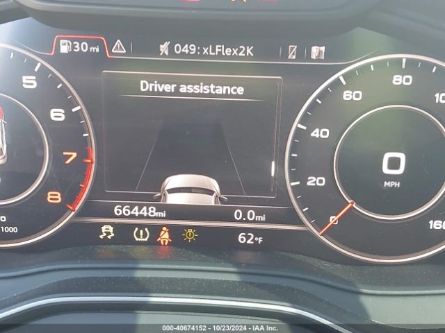 WA1BNAFY0J2241005 Audi Q5 2.0t Premium/2.0t Tech Premium