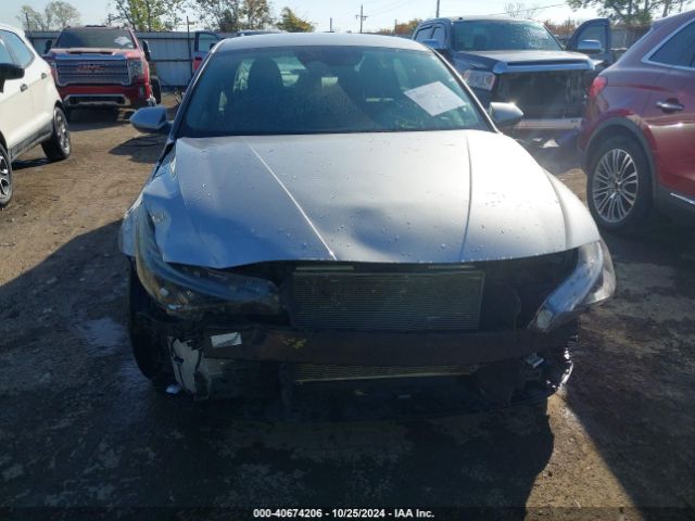 5NPLM4AG8PH104849 Hyundai ELANTRA SEL
