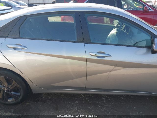 5NPLM4AG8PH104849 Hyundai ELANTRA SEL
