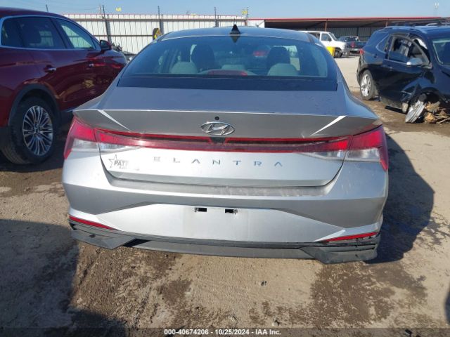 5NPLM4AG8PH104849 Hyundai ELANTRA SEL