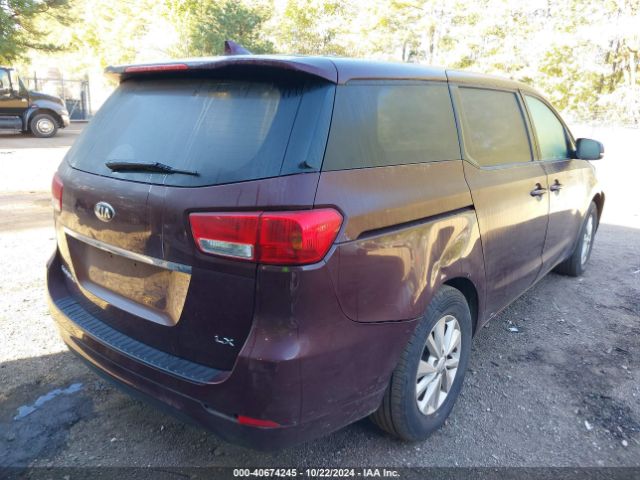 KNDMB5C11J6398220 KIA SEDONA LX