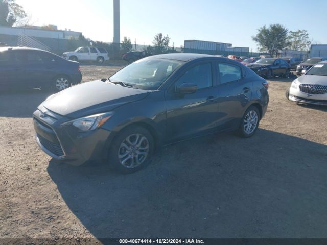 3MYDLBZVXGY137628 Scion IA