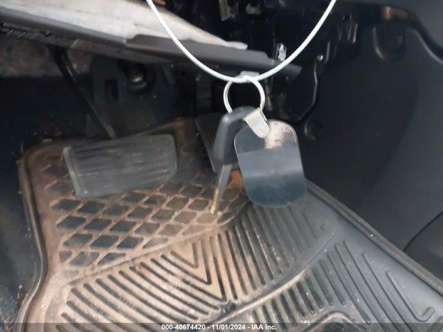 Honda CR-V LX 2016 2HKRM3H33GH545425 Image 11