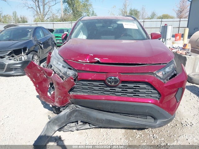 Toyota RAV4 LE 2019 JTMK1RFV2KJ006280 Image 12