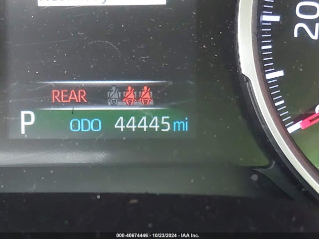 Toyota RAV4 LE 2019 JTMK1RFV2KJ006280 Image 15
