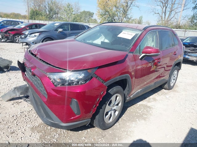 Toyota RAV4 LE 2019 JTMK1RFV2KJ006280 Image 2
