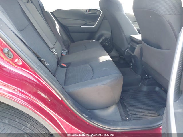 Toyota RAV4 LE 2019 JTMK1RFV2KJ006280 Image 8