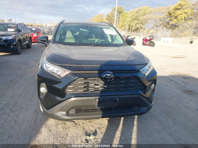 Toyota Rav4 Xle Premium 2019 JTMA1RFV0KD025579 Image 12
