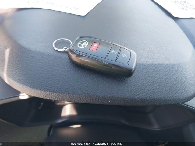 7MUCAABG8PV067792 Toyota Corolla Cross Le