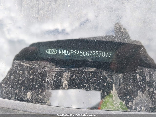 KIA SOUL + 2016 KNDJP3A56G7257077 Image 9