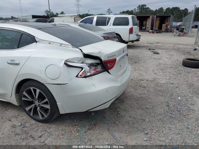 Nissan Maxima 3.5 Platinum 2017 1N4AA6AP1HC452314 Image 6
