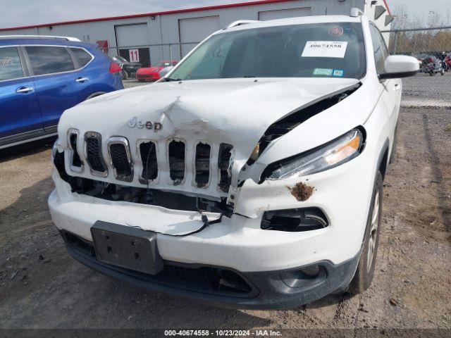 1C4PJMCB6HW636351 Jeep Cherokee Latitude 4x4