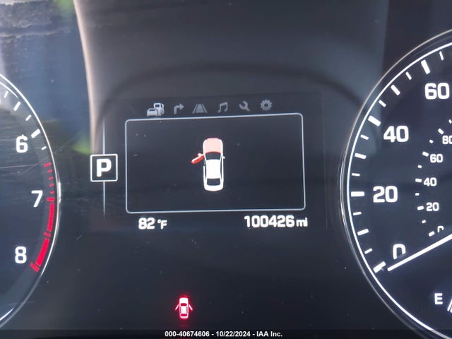 Genesis G80 3.8 2017 KMHGN4JE6HU204402 Image 15