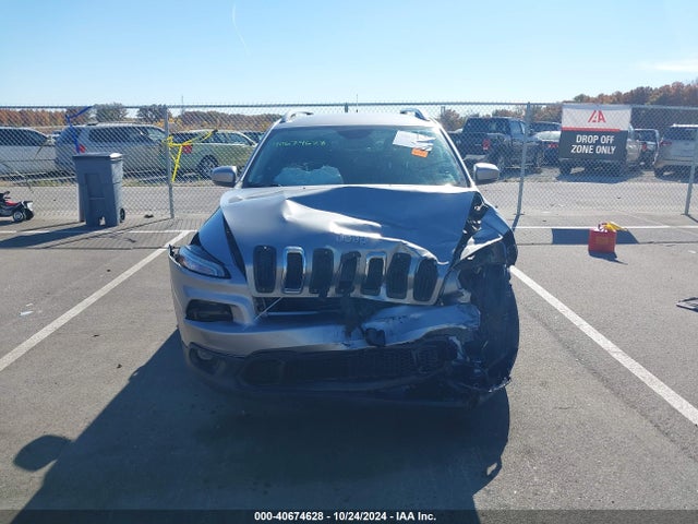 Jeep Cherokee Latitude 2016 1C4PJMCB2GW187782 Image 13