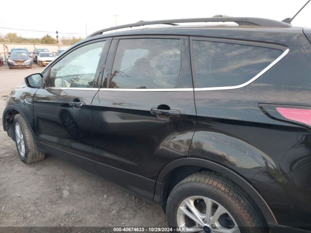 Ford ESCAPE SE 2018 1FMCU9GD6JUB17053 Image 14