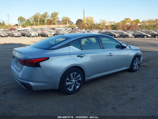 Nissan Altima 2.5 S 2019 1N4BL4BV0KC161326 Image 4