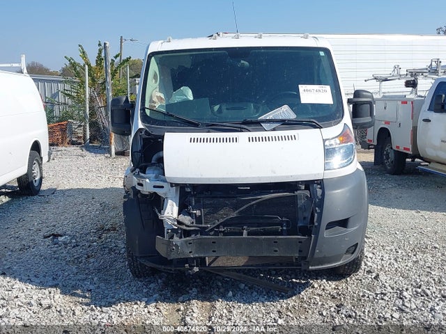3C6TRVNG2JE111638 RAM Promaster 1500 Low Roof 118 Wb