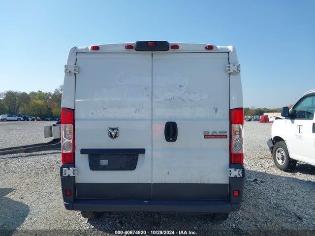 3C6TRVNG2JE111638 RAM Promaster 1500 Low Roof 118 Wb