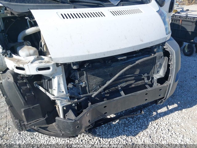 3C6TRVNG2JE111638 RAM Promaster 1500 Low Roof 118 Wb