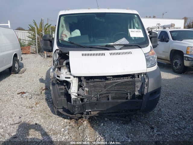3C6TRVNG2JE111638 RAM Promaster 1500 Low Roof 118 Wb