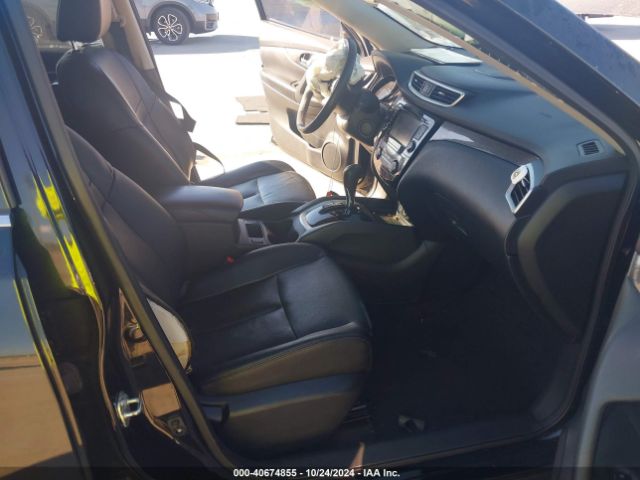 5N1AT2MT3GC840399 Nissan Rogue Sl