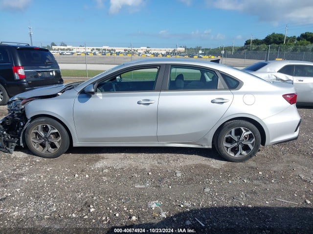 KIA Forte Lxs 2020 3KPF24AD9LE221640 Image 14