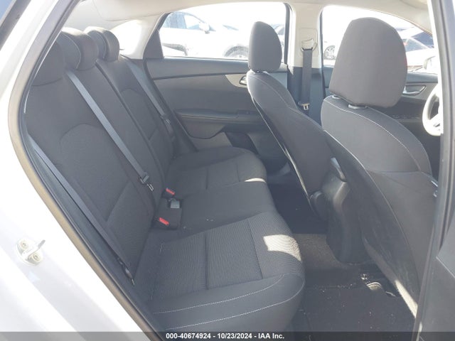 KIA Forte Lxs 2020 3KPF24AD9LE221640 Image 8