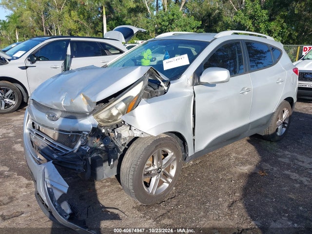 Hyundai TUCSON SE 2014 KM8JU3AG7EU934173 Image 2