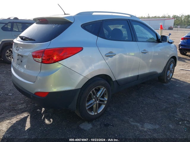 Hyundai TUCSON SE 2014 KM8JU3AG7EU934173 Image 4