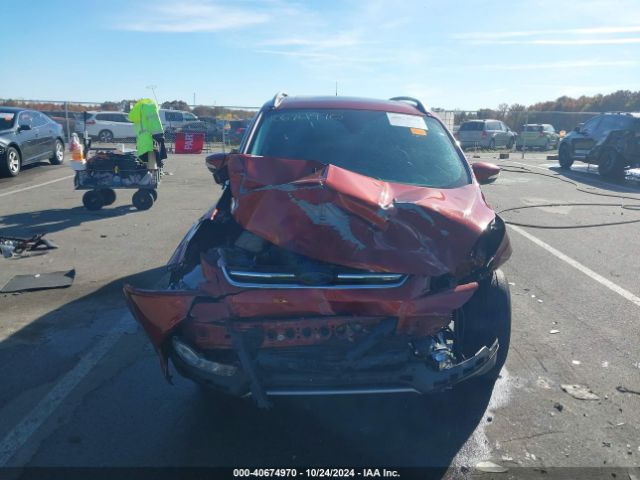 1FMCU0J91GUA64139 Ford Escape Titanium