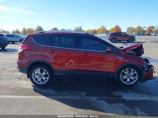 1FMCU0J91GUA64139 Ford Escape Titanium