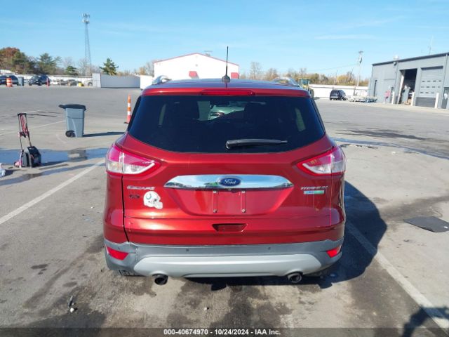 1FMCU0J91GUA64139 Ford Escape Titanium