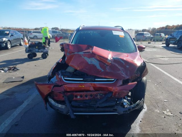 1FMCU0J91GUA64139 Ford Escape Titanium