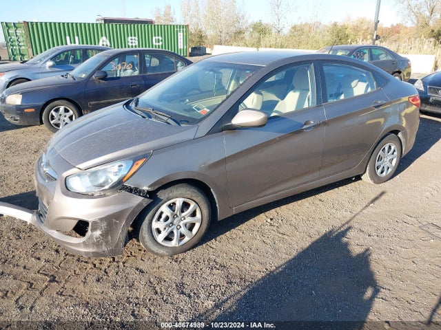 Hyundai ACCENT GLS 2014 KMHCT4AE2EU720594 Image 2