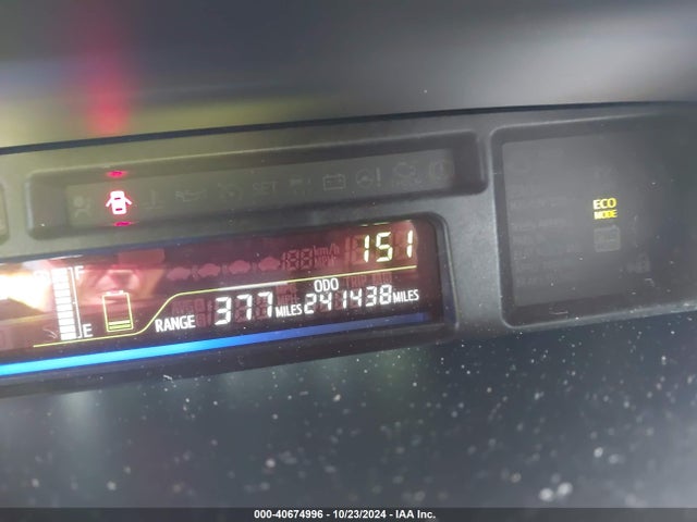 Toyota Prius V Two 2015 JTDZN3EU7FJ015703 Image 15