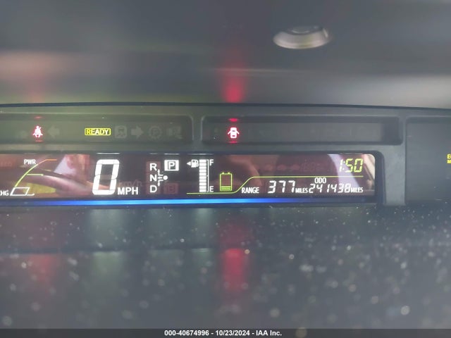 Toyota Prius V Two 2015 JTDZN3EU7FJ015703 Image 7